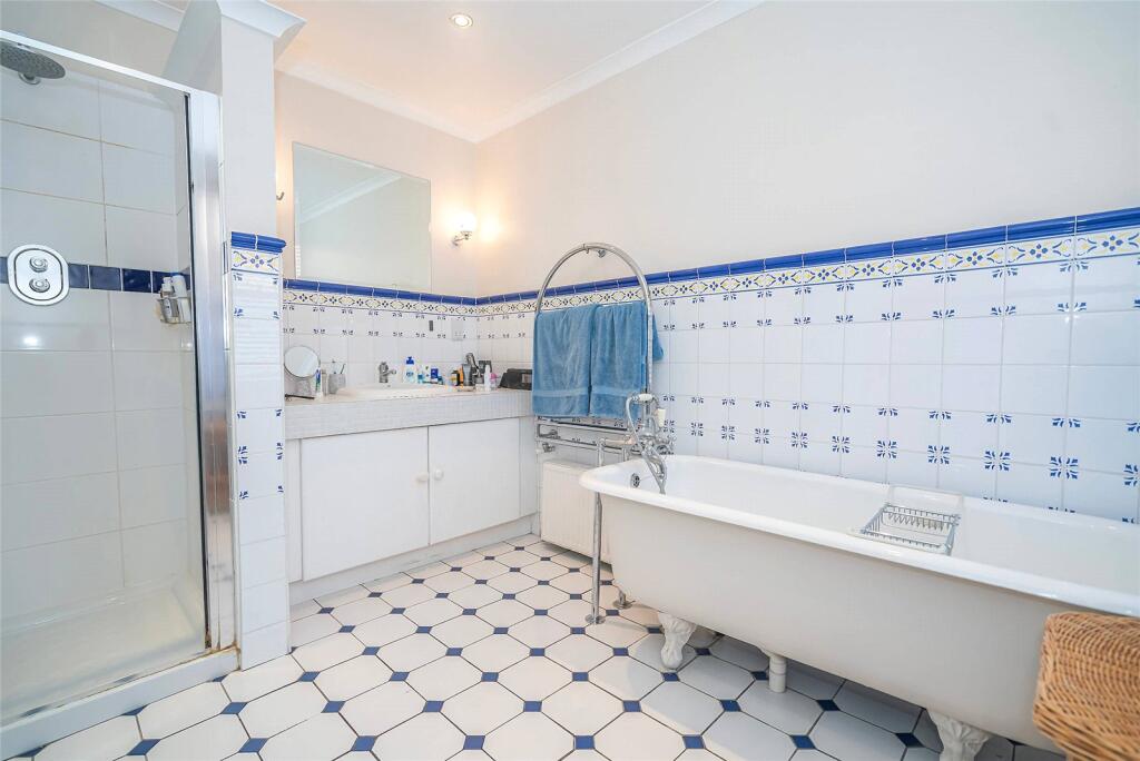 Bedroom 1 En-Suite C