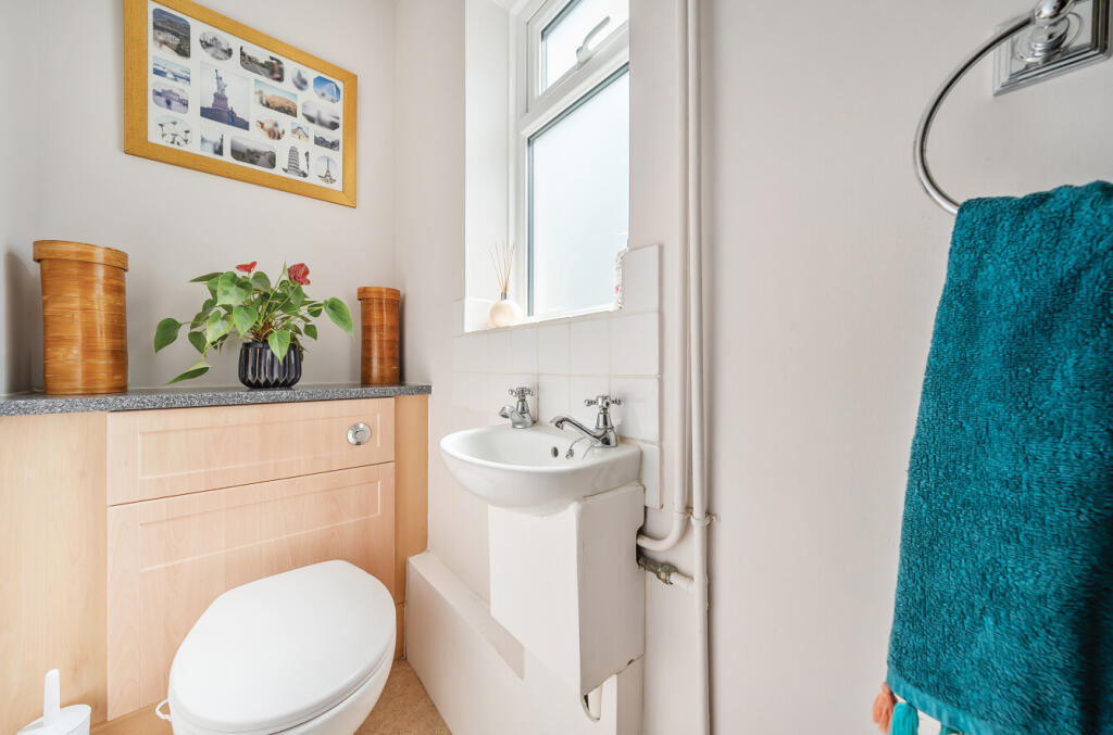 1311591-8-6855f3a...