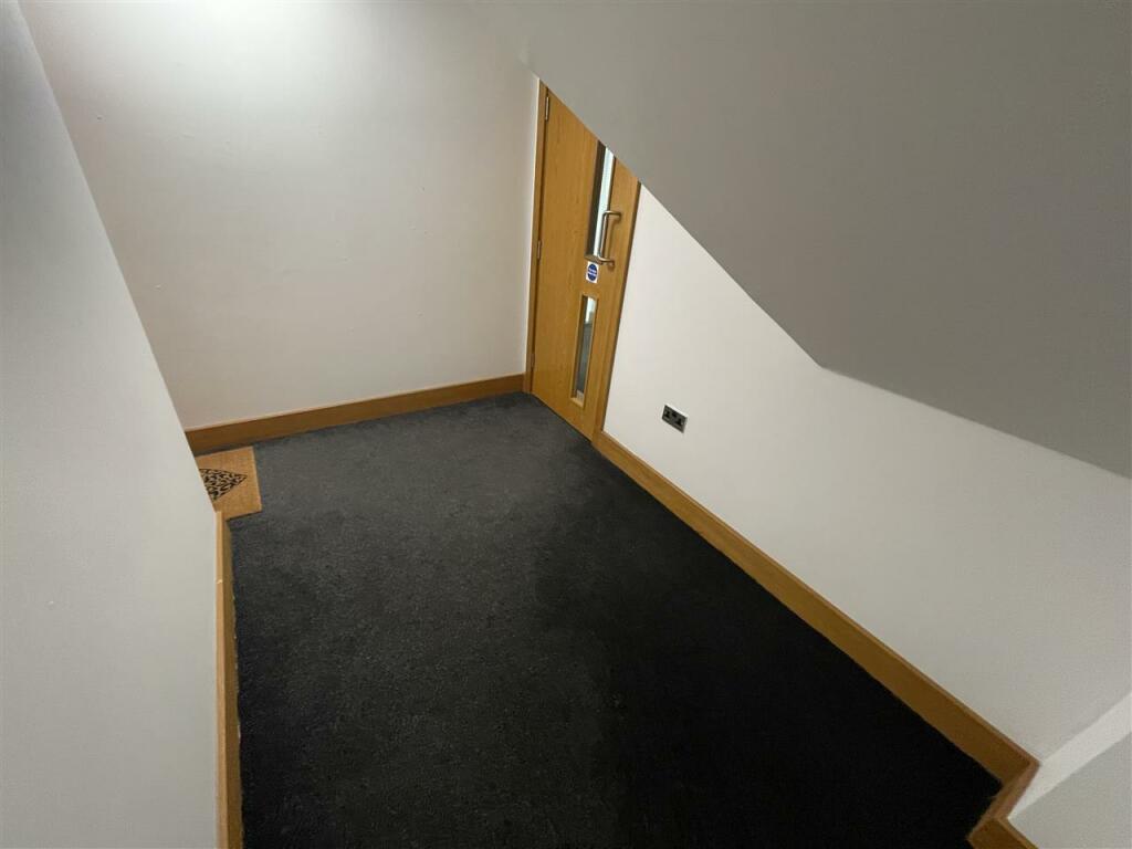 Communal Landing