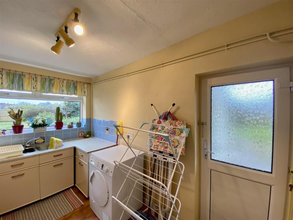 UTILITY ROOM