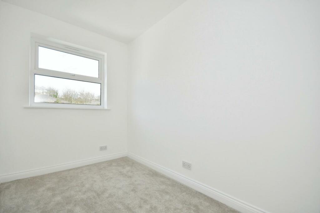 BEDROOM NO.2
