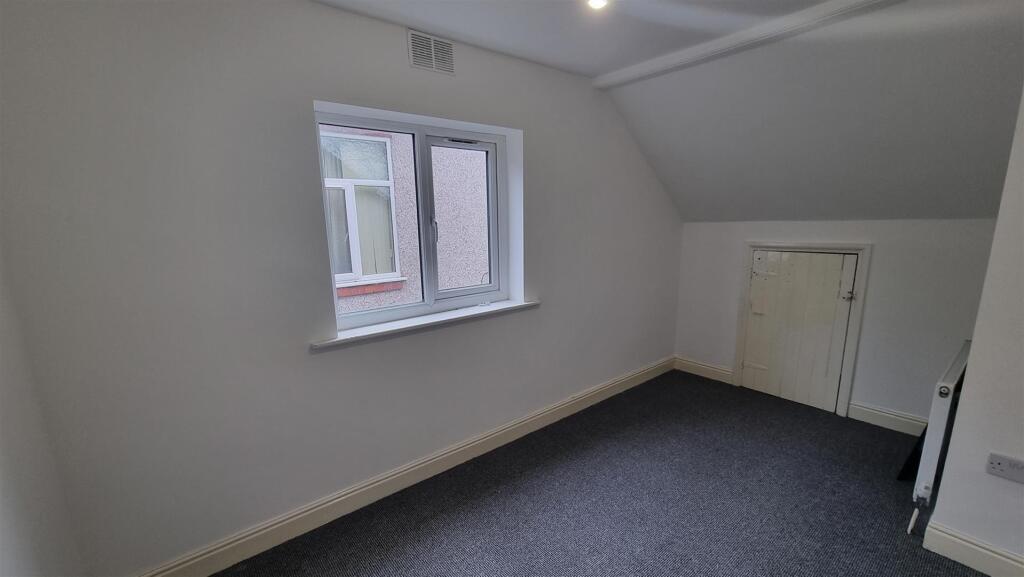 Single Bedroom