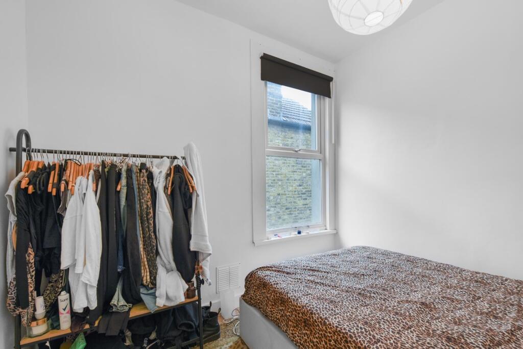 1533100065 - 82c South Croxted Road, SE21 - 18.jpg