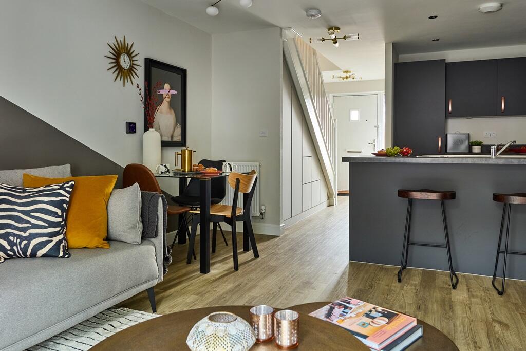 Pratical and sociable space