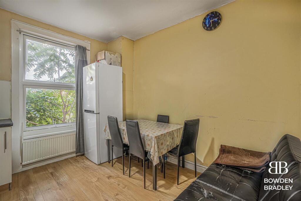 Flat 2