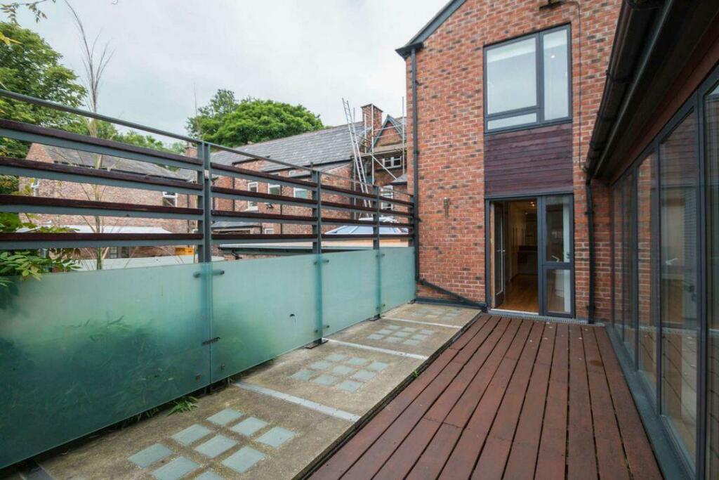 Sun Terrace 3