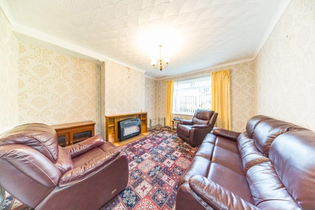 253 LIverpool Road sitting room.jpg