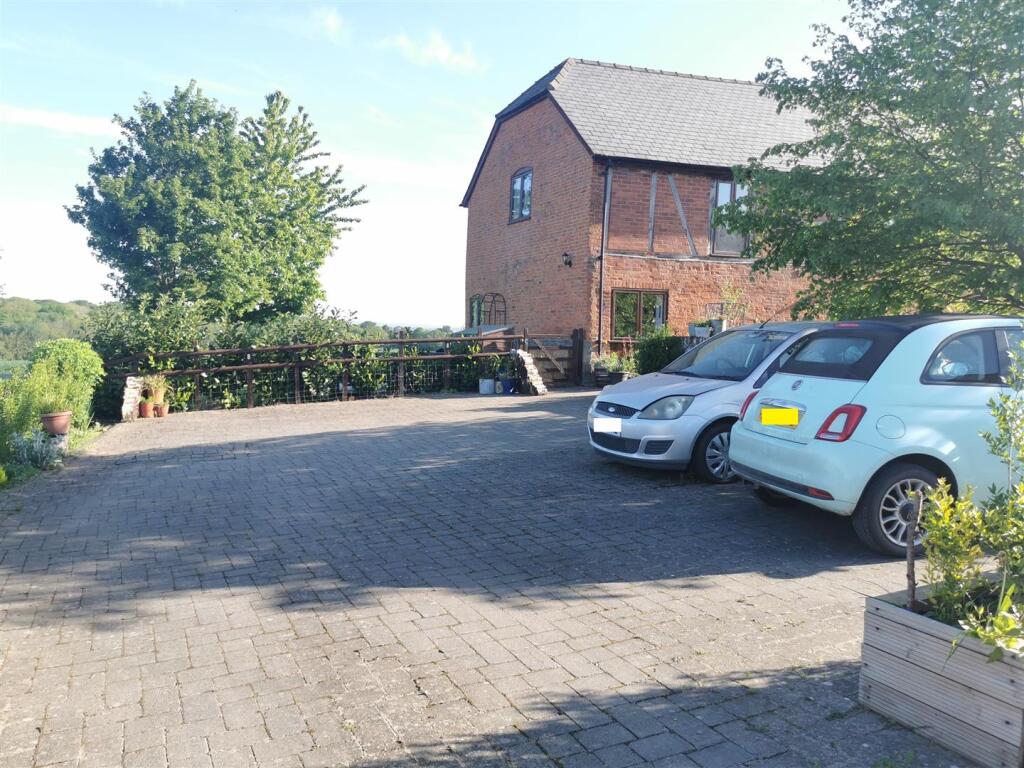 parking area.jpg