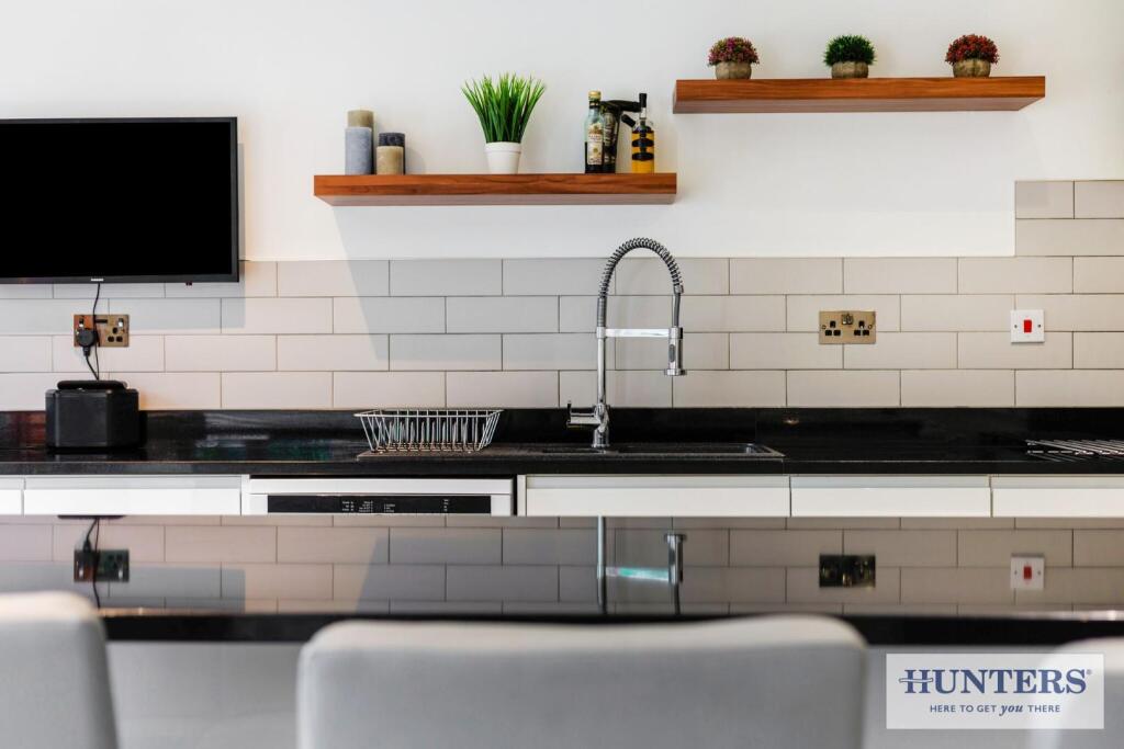 96930_7 Calverley Court Brayton (12) - Copy_low.jp