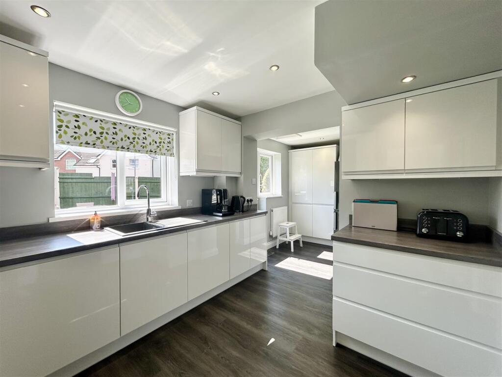 Kitchen.jpeg