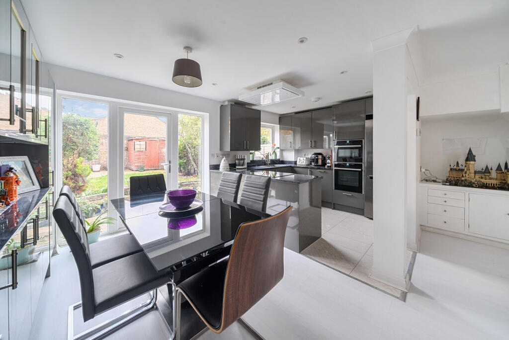 1374907-19-6908ce...