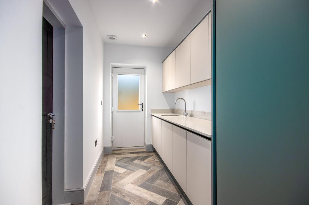 Hawthorn Lodge utility