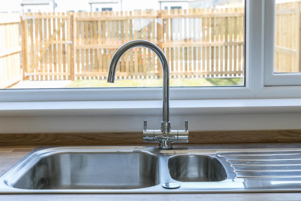 Kitchen Sink Detail