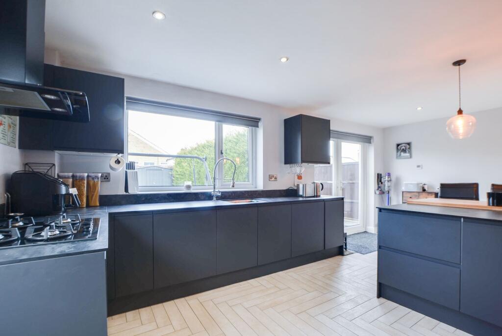 Open Plan Fitted Dining Kitchen