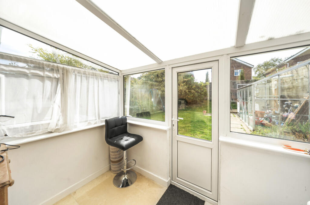 1349607-10-68c02e...