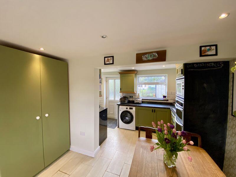 Dining Kitchen