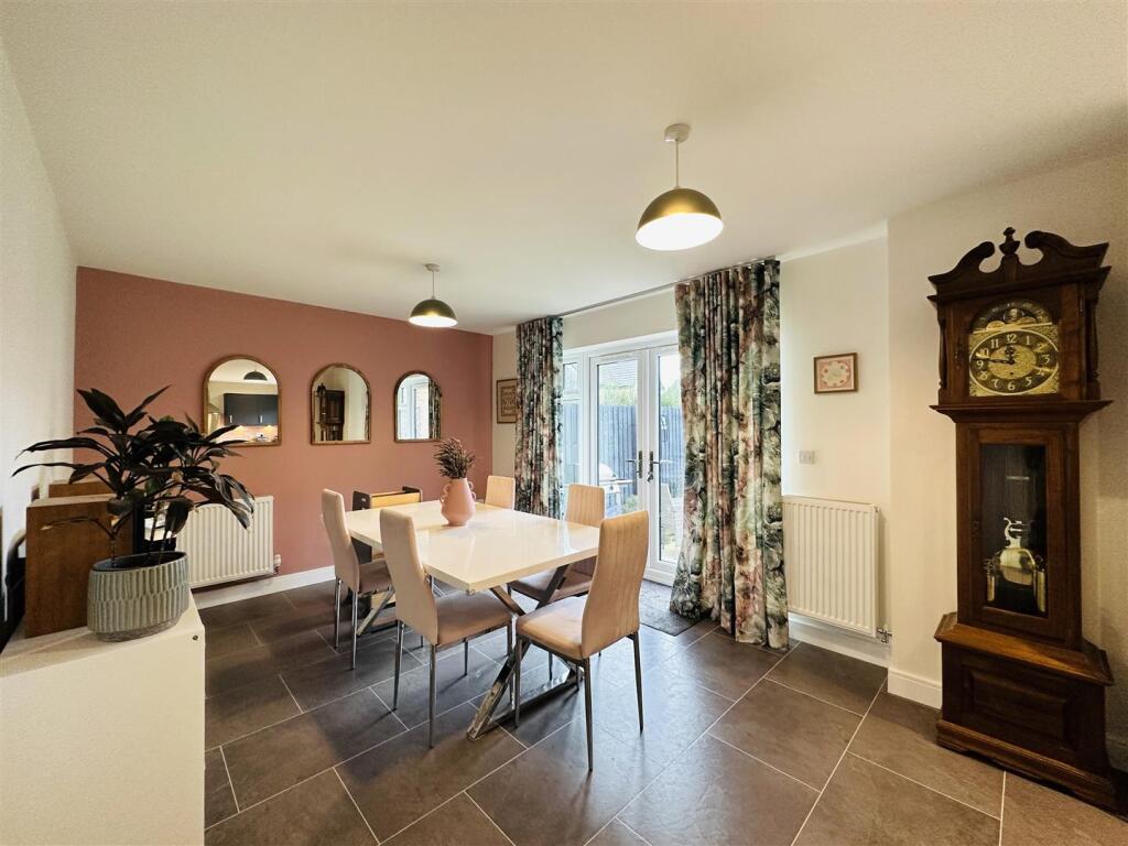Kitchen Diner