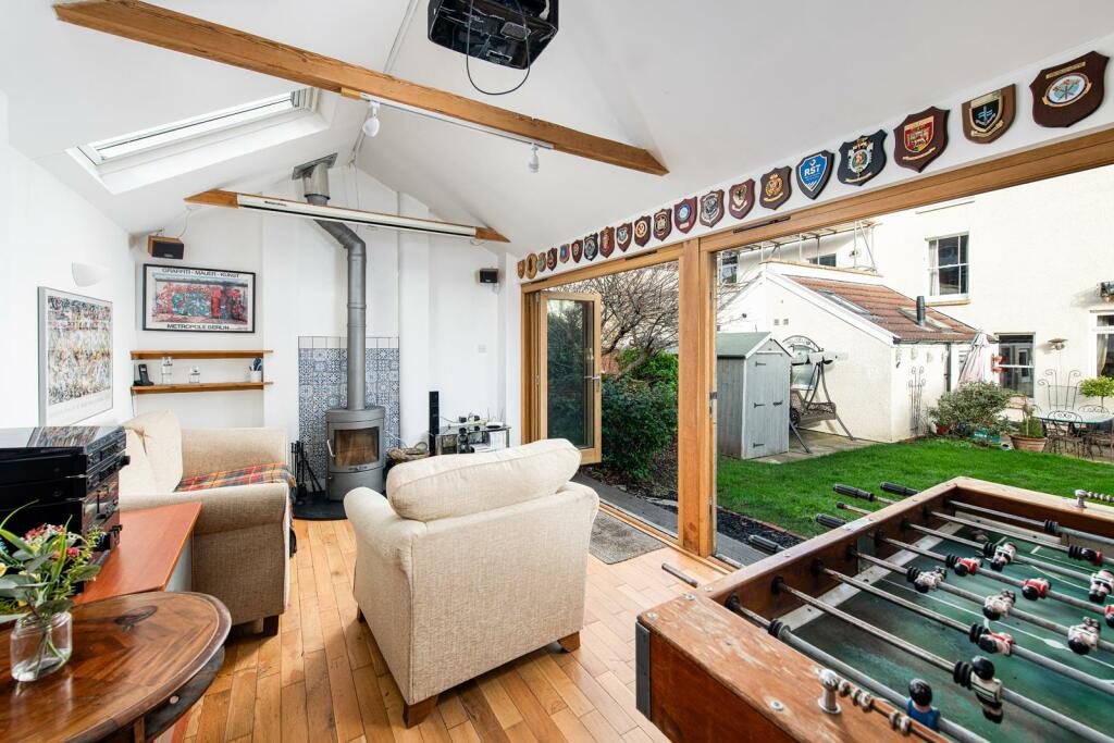 Studio_4.jpg
