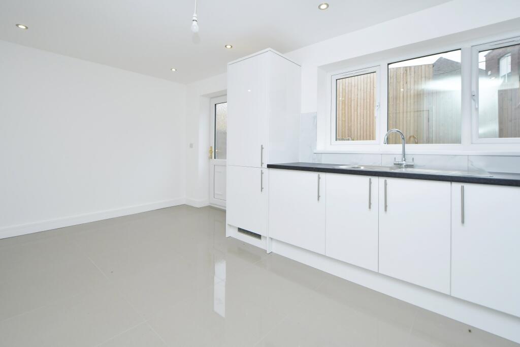 Kitchen (3)