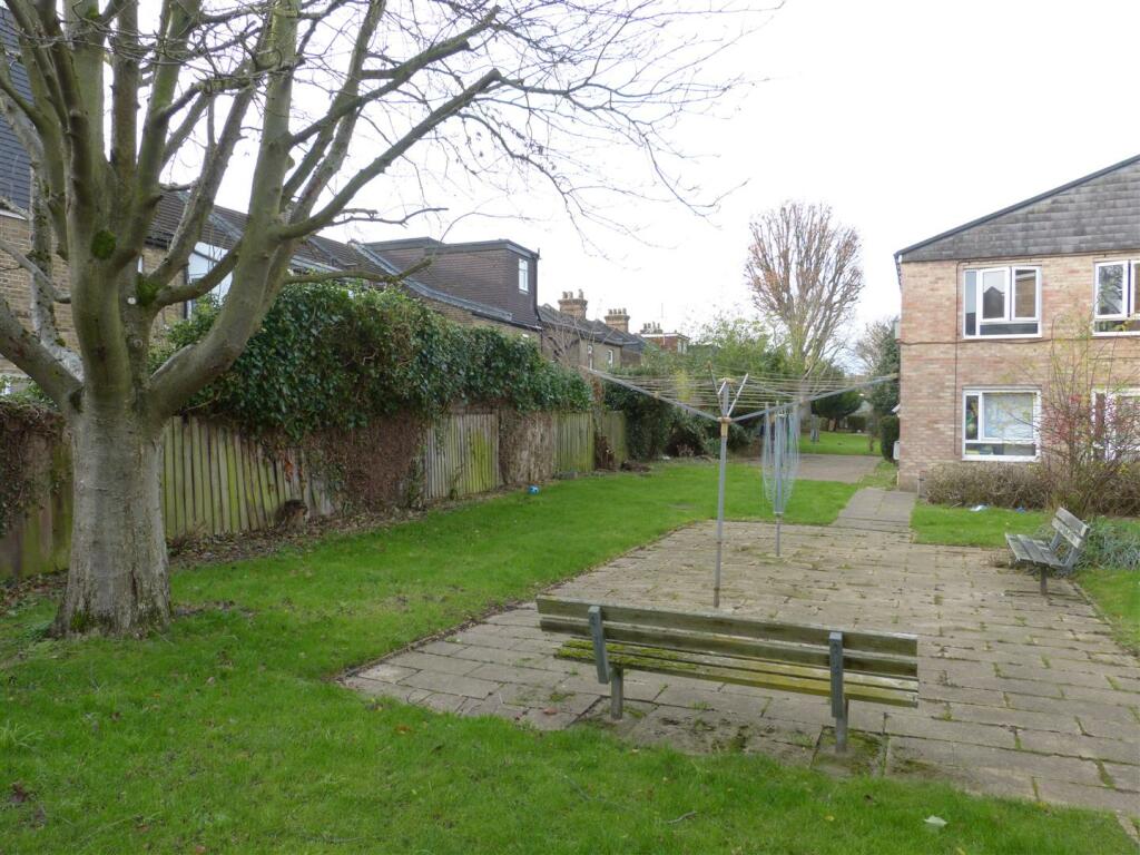 communal gardens.JPG