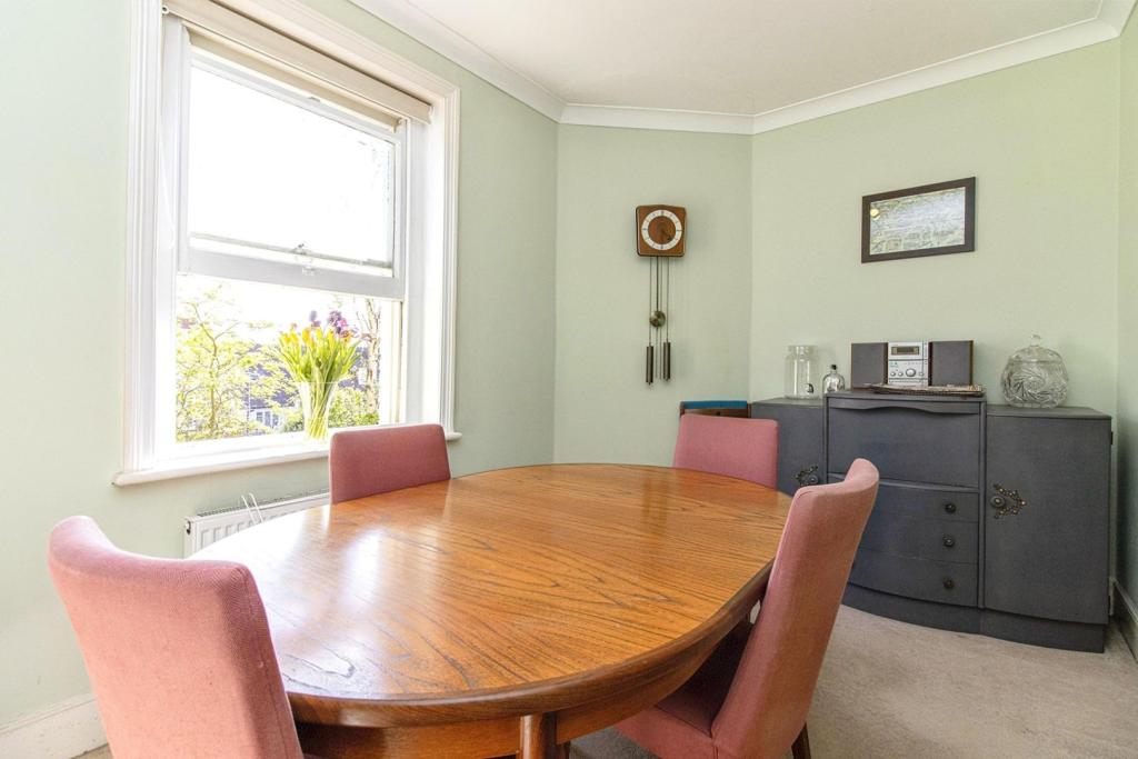 Reception/Bedroom