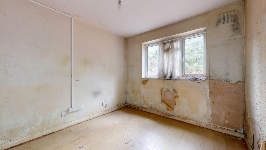 Ground Floor Flat , 14 St Albans Road, Harlesden, London, NW10 8UH