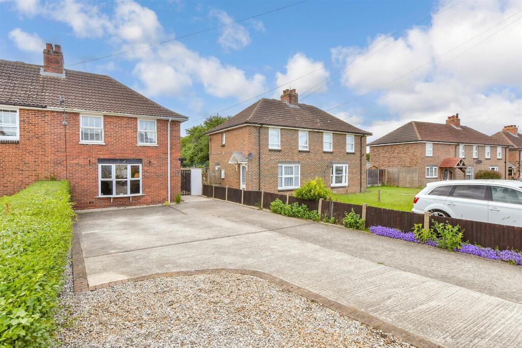 Driveway/Parking