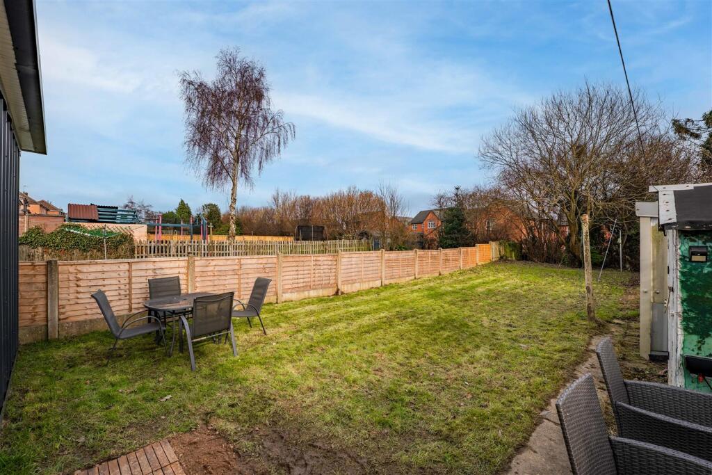 43 Addlington Avenue-12.jpg