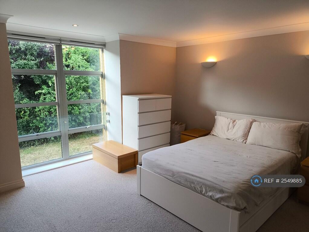 Master Bedroom 2