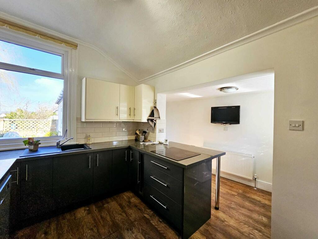 8d2f9ee5-ccb5-4cb4-b57a-27ee9078044c