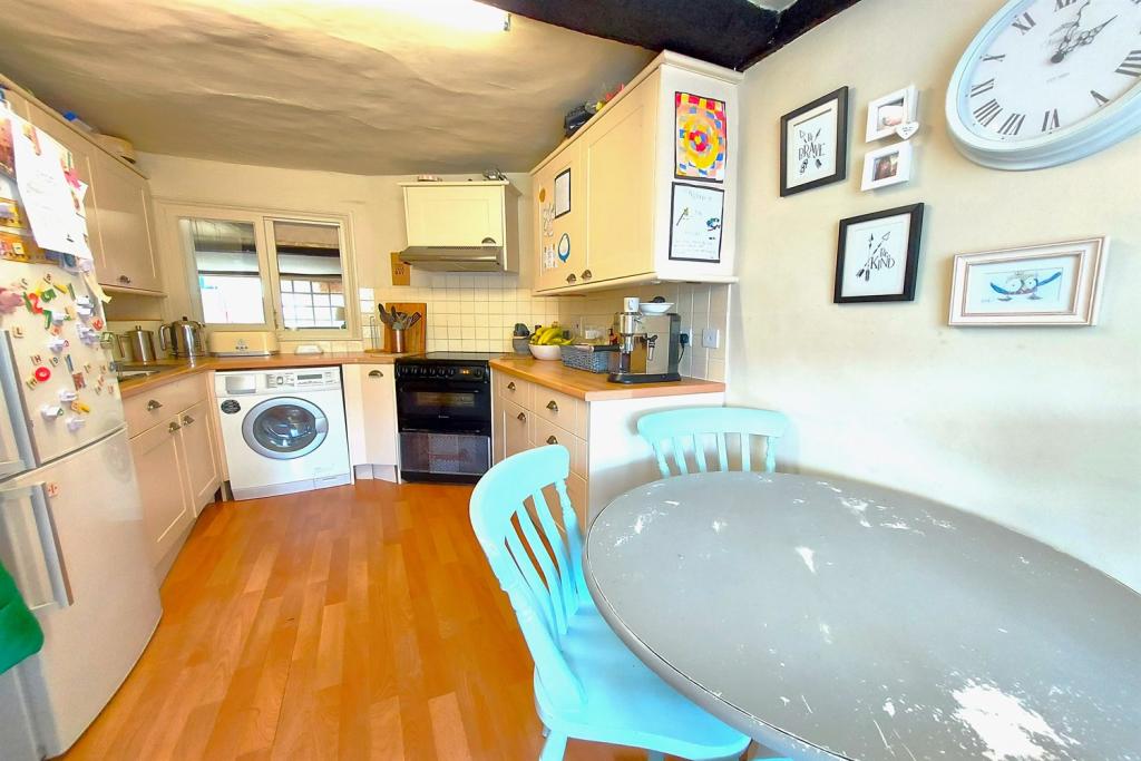 Kitchen+