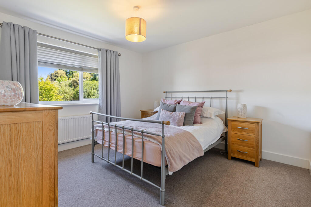 A31 -Holland Park...