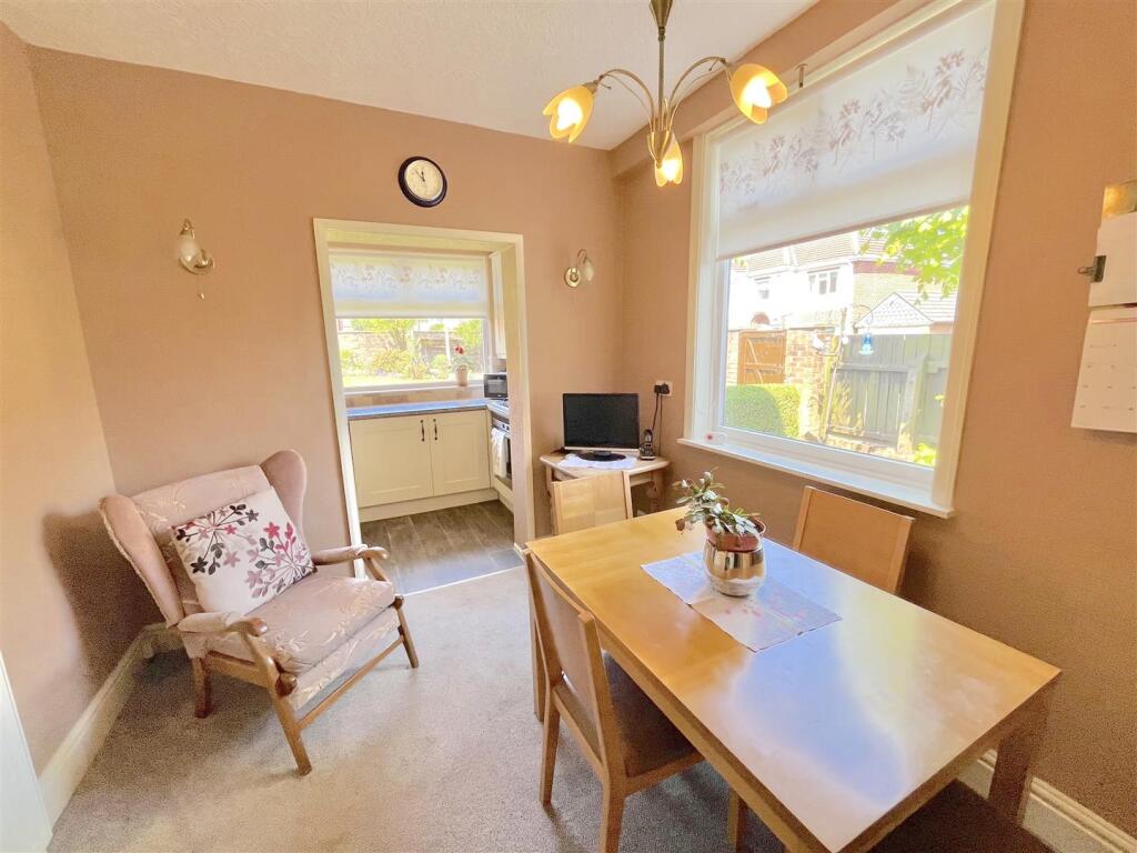 Kitchen Diner
