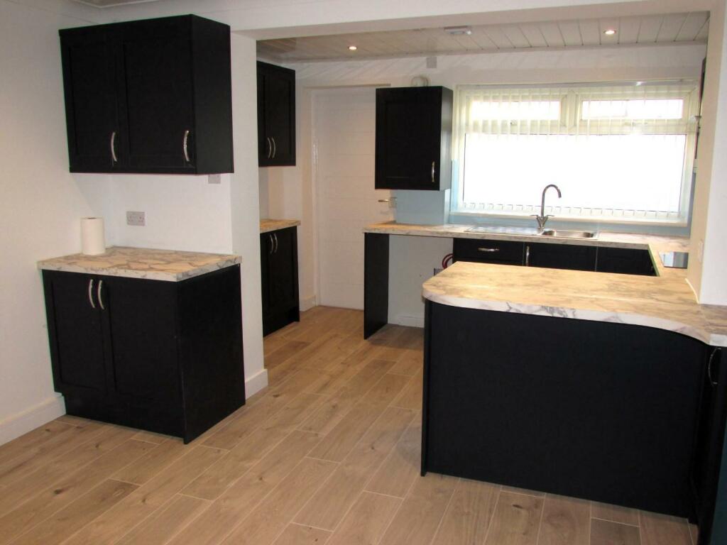 DovedaleSt14K2.JPG