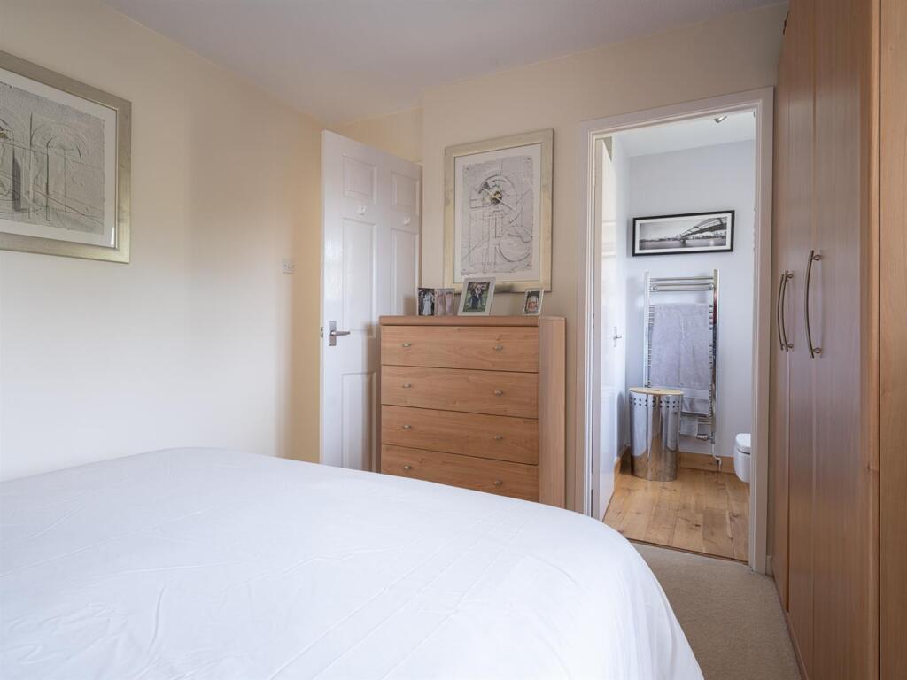 7 Bouverie Park-29.jpg