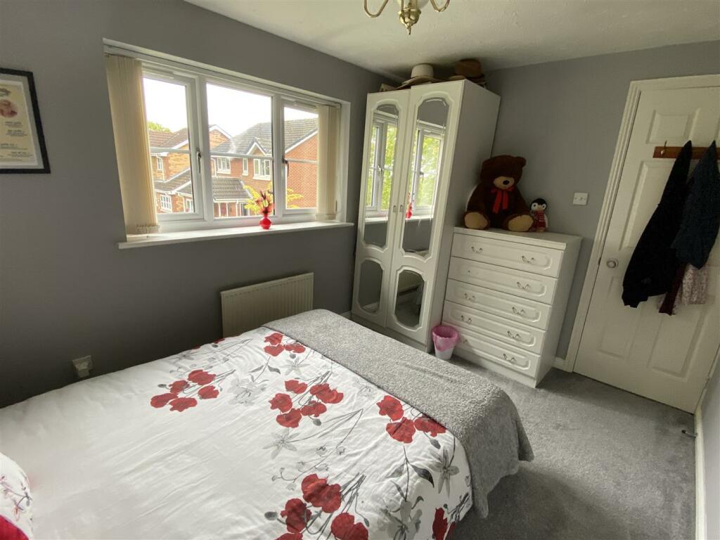 Bedroom no.4 rear double: