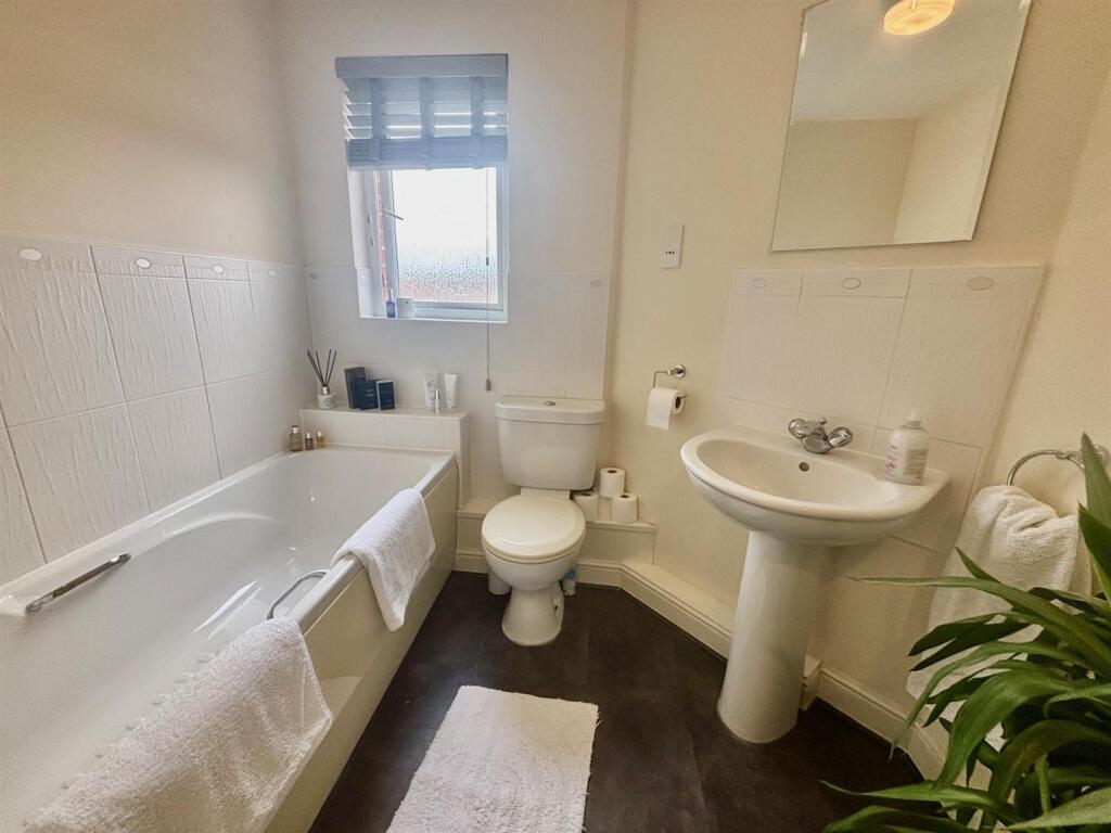 Main Bathroom