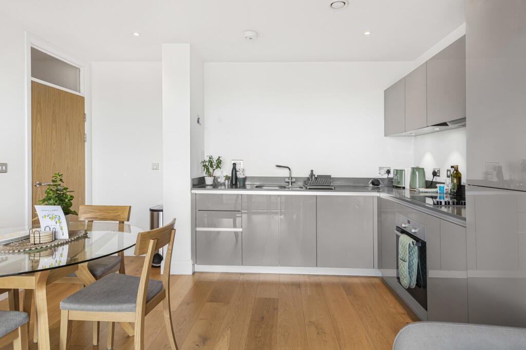 Reception/Kitchen