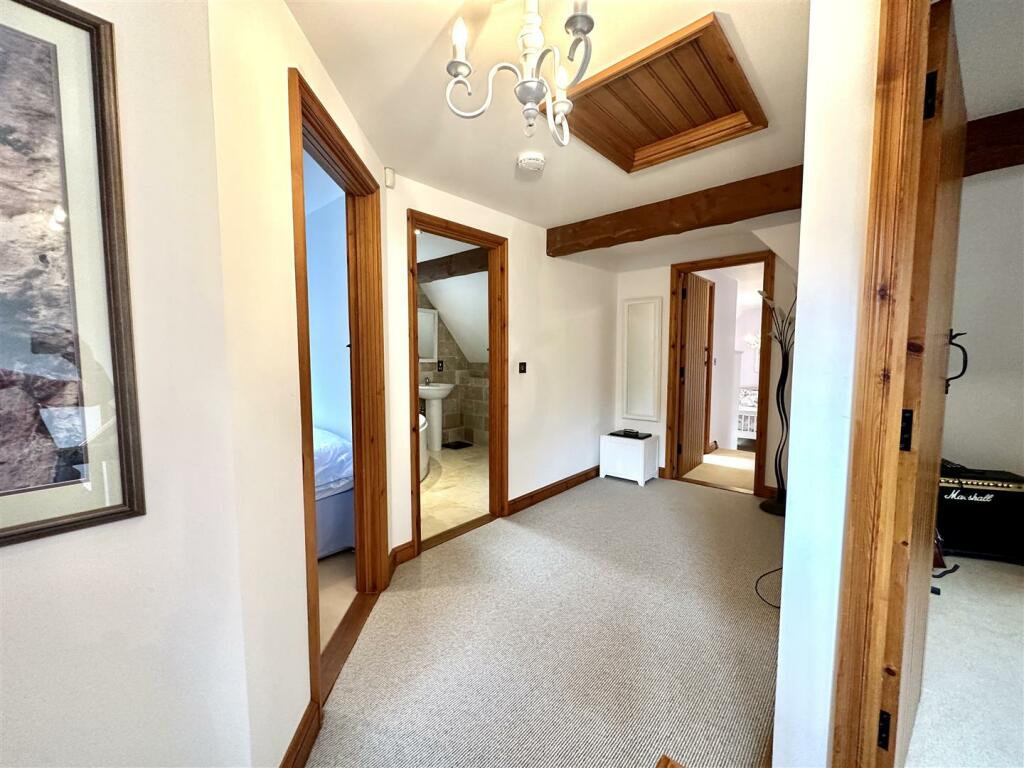 FIRST FLOOR STAIRS AND LANDING