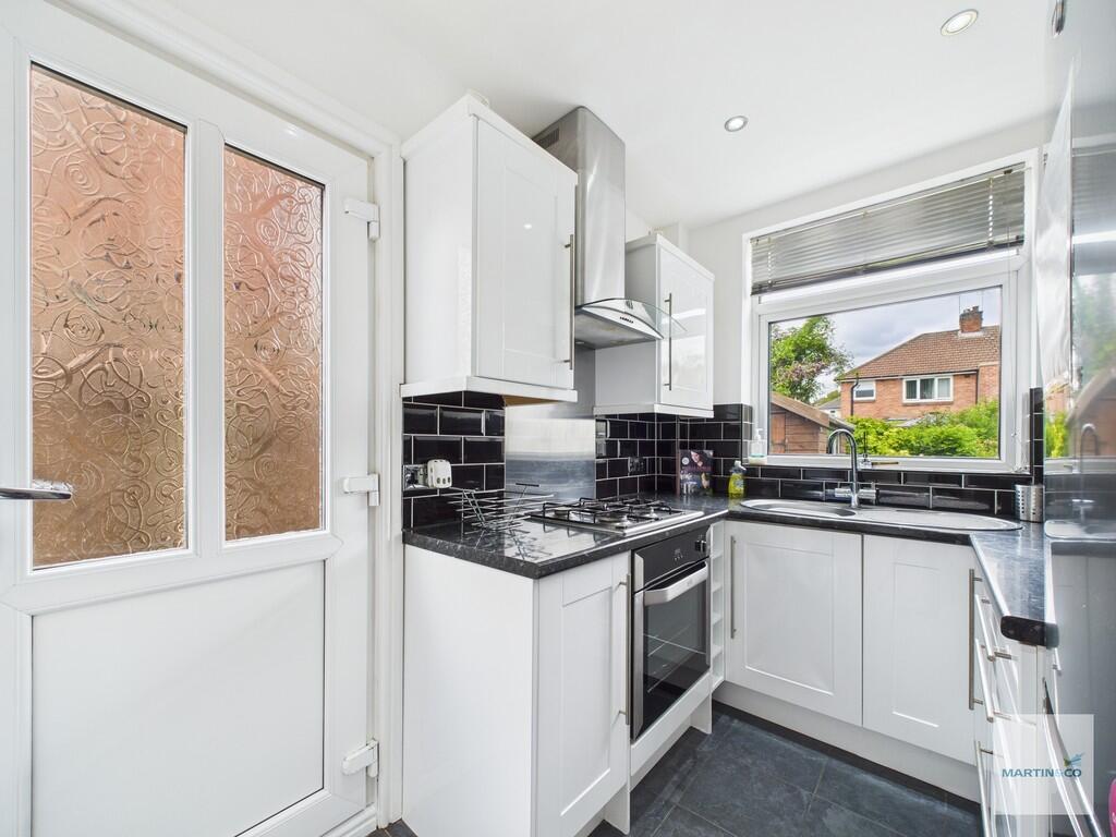 CAM03394G0-PR0352...