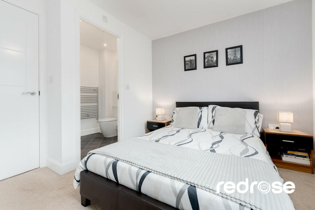 40 Pilgrim Drive-...