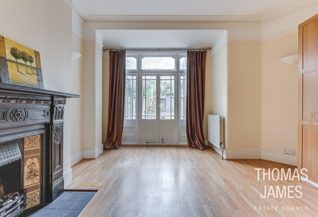 Conway Road, bedroom fireplace &amp; garden access