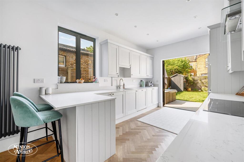 18 Sydney road-6.jpg