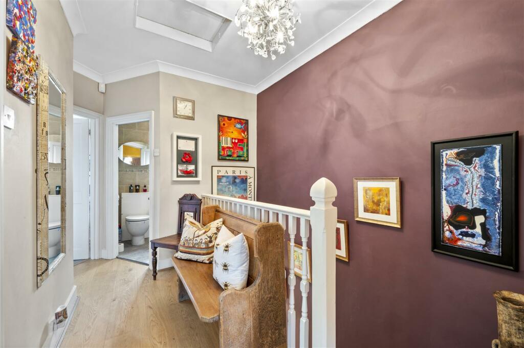 19 Delamere Road, 16.jpg