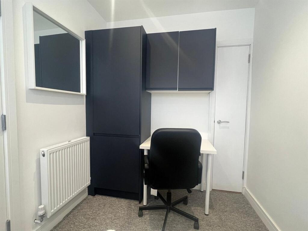 103 St Pauls 23 Bed1b.jpg