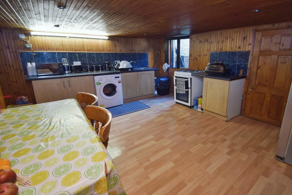 405ddb8f-Kitchen