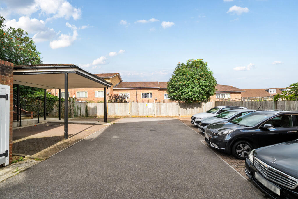 1327633-8-687e02d...