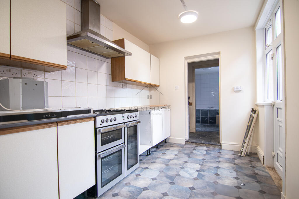 Kitchen 2