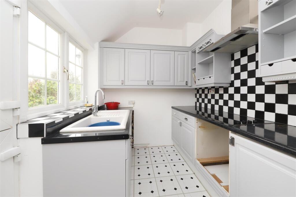 2 Grove Cottages (5) copy.jpg