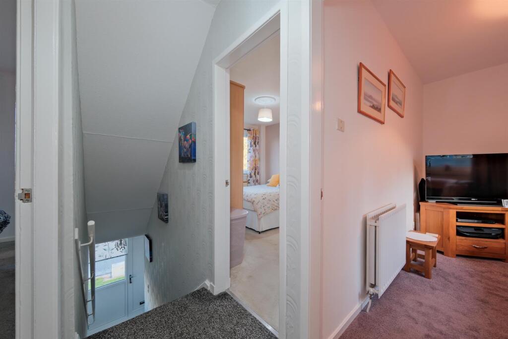 025-282 North Dryburgh Road, Wishaw.jpg
